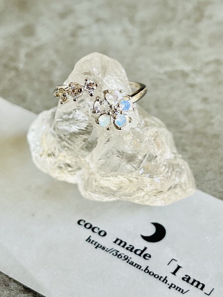 満月の夜（極）「 moon stone：White labradorite ring」