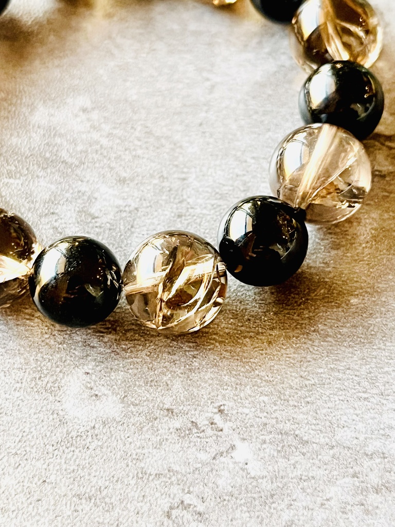 「black rutile×crack smoky quartz💎🌈②」
