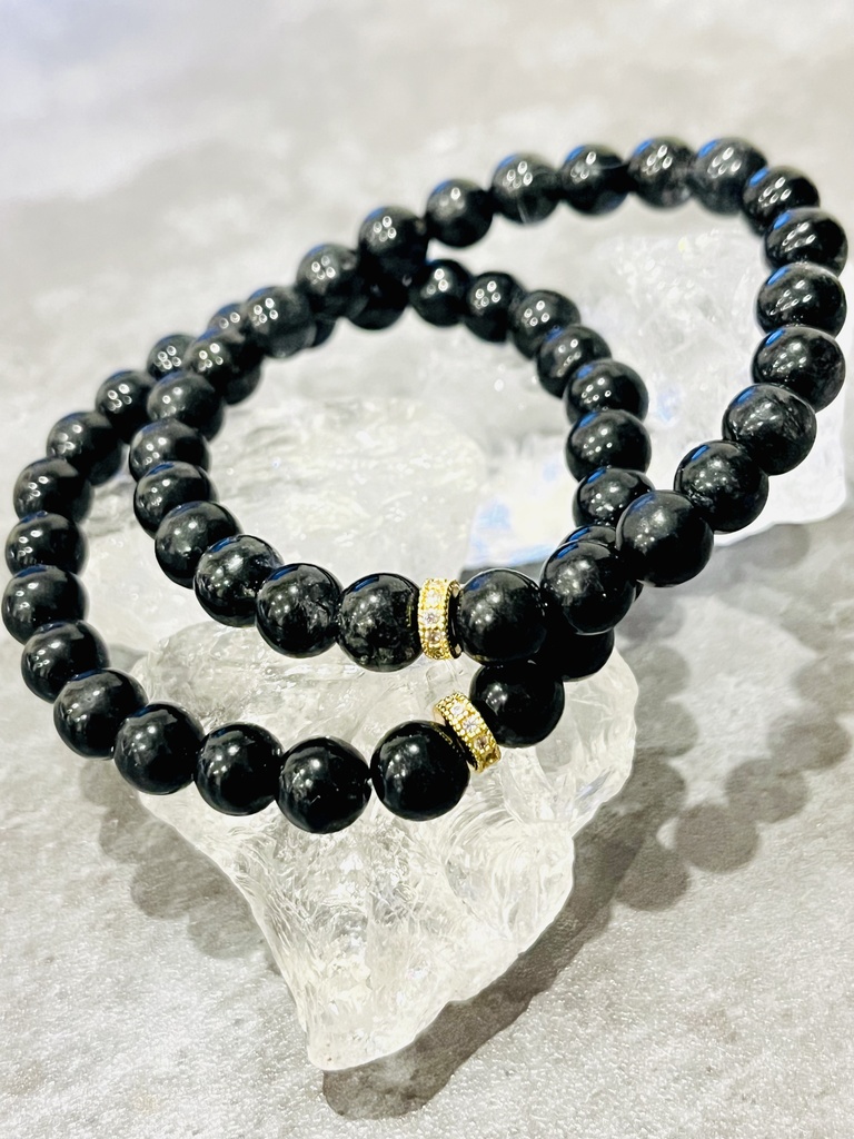 「black rutile①」
