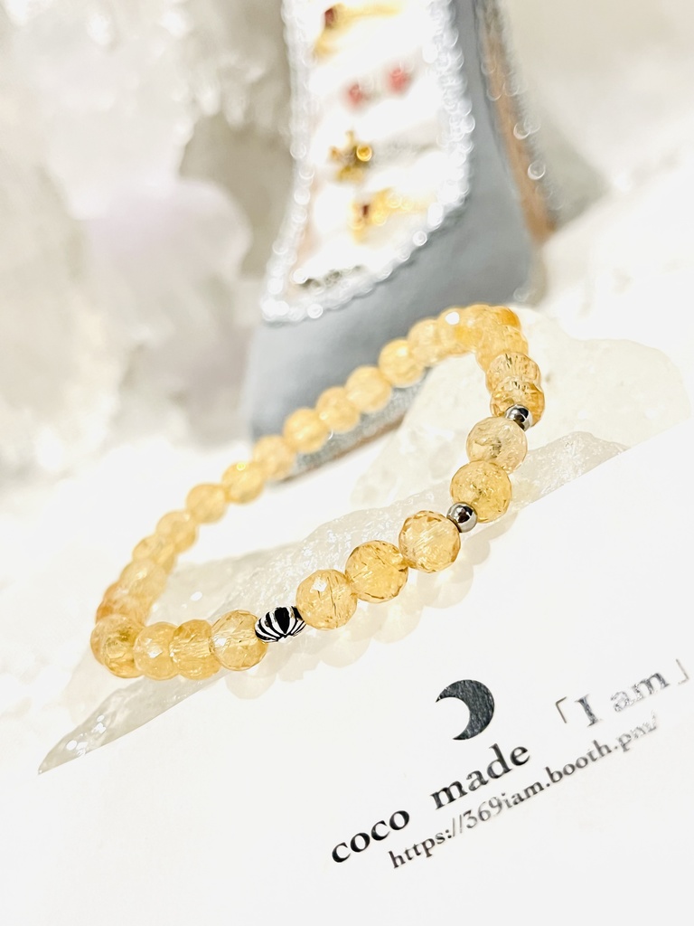 ⭐︎「11月の誕生石：Imperial topaz /birthday Box🎁」