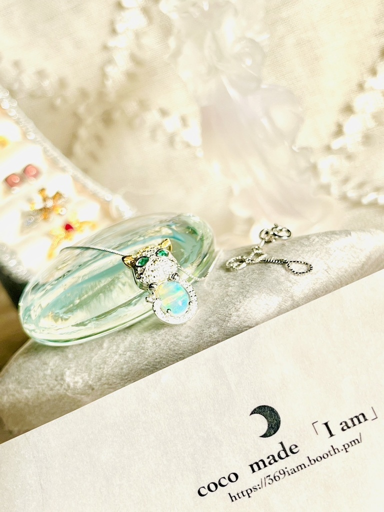 「ETHIOPIAN OPAL ：necklace①🐈‍⬛」