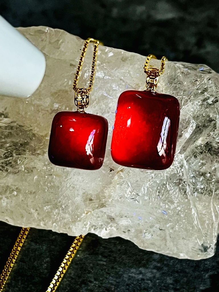 「Ruby:necklace(pinchain):18Kgold」