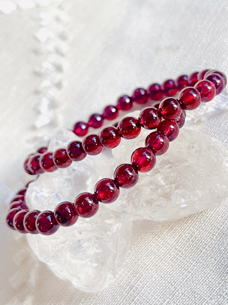 ⭐︎「rhodorite garnet」