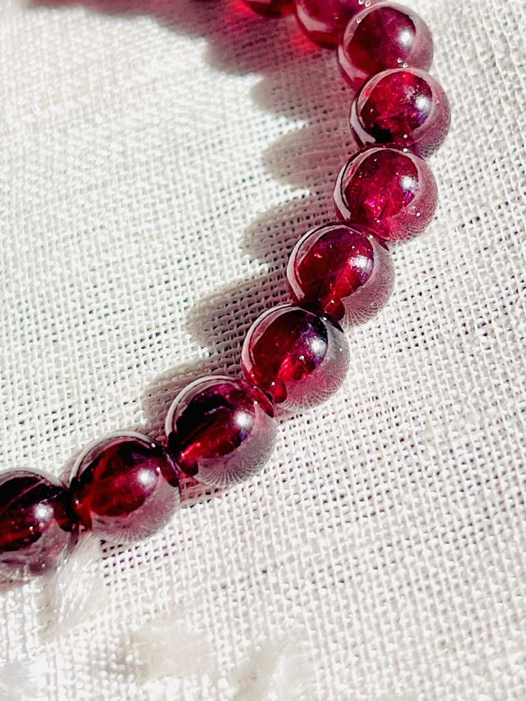 ⭐︎「rhodorite garnet」