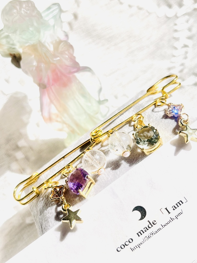 「pyrite in quartz：pinbroach」