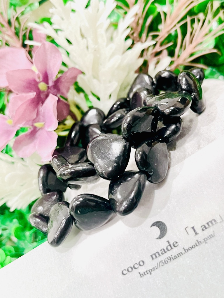 希少「shungite：Heart cut」