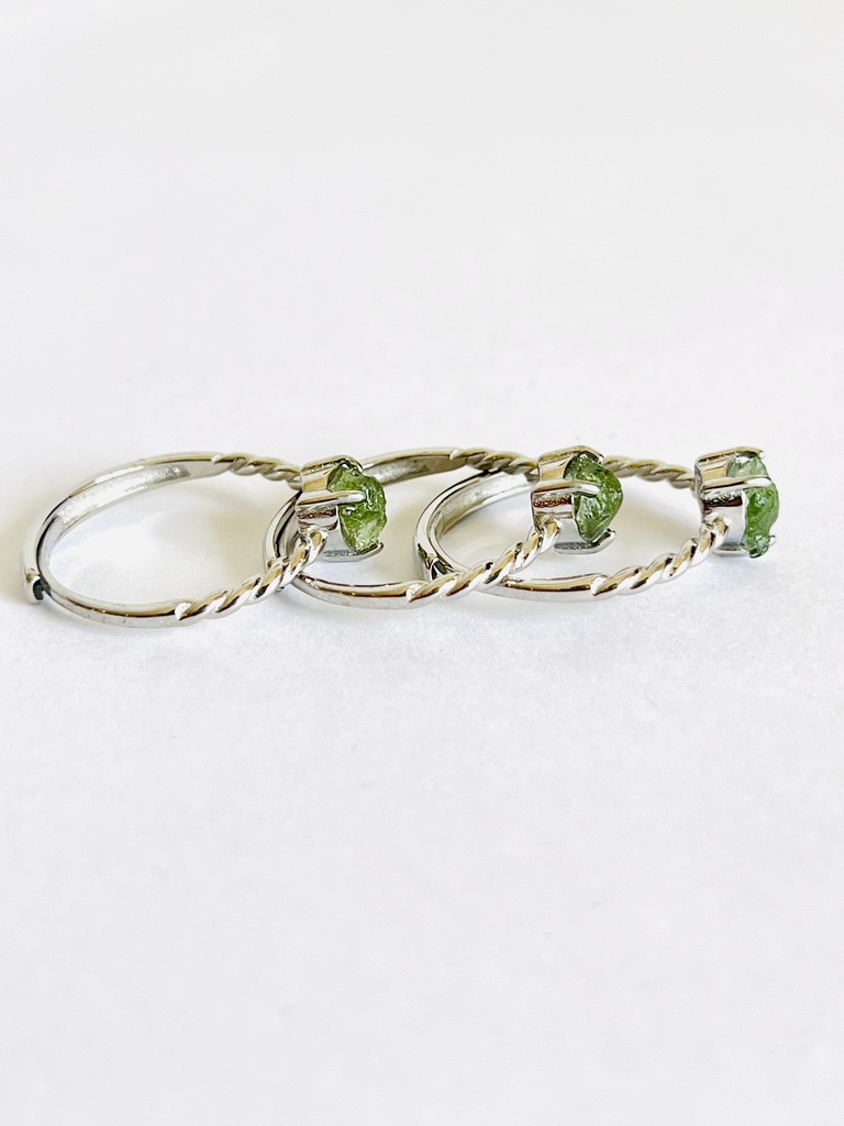 満月の夜🌕希少「moldavite:ring❤︎」