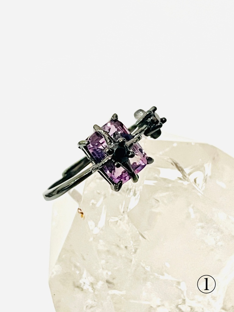 「Witch Props🧙♀️:ring」