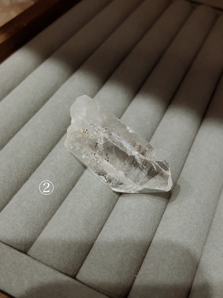 希少「oil in quartz」