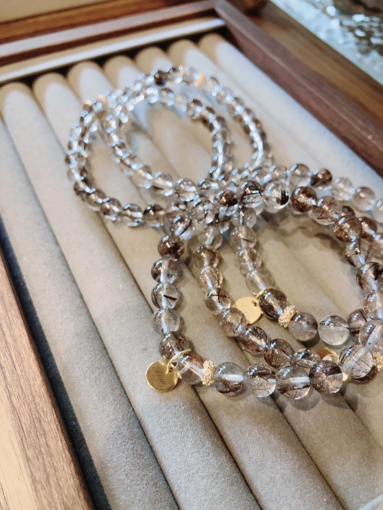 (レア/希少）「Black Rutile Quartz /black platina rutile」