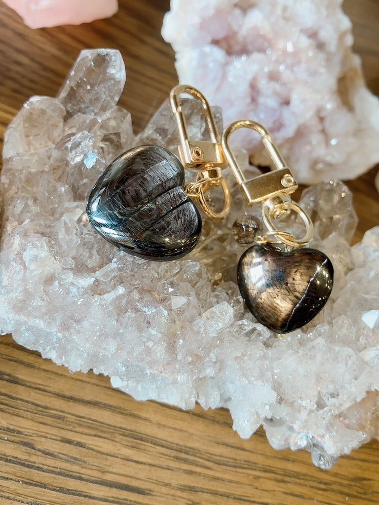 「BLACK Heart❤︎Key charm:black rutile✖️hyperstheons」