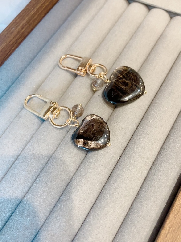 「BLACK Heart❤︎Key charm:black rutile✖️hyperstheons」