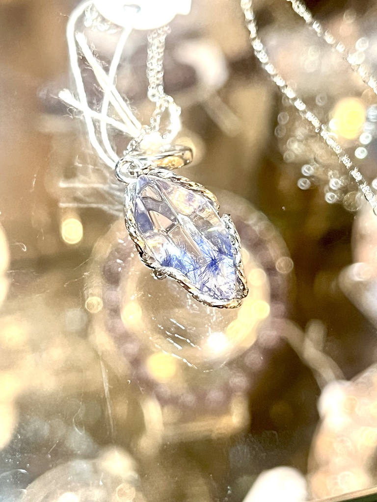希少⭐︎「雪華：Dumortierite in Quartz:ペンダントトップ」