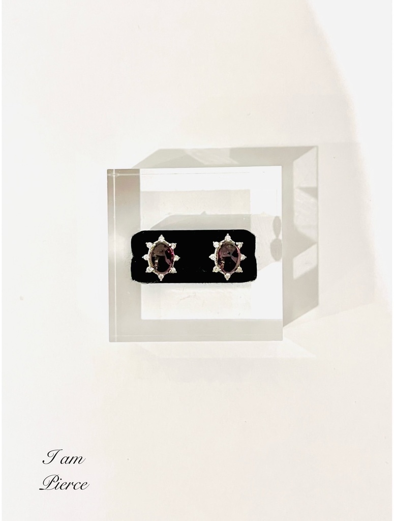 「Rhodolite Garnet ：pierce①」