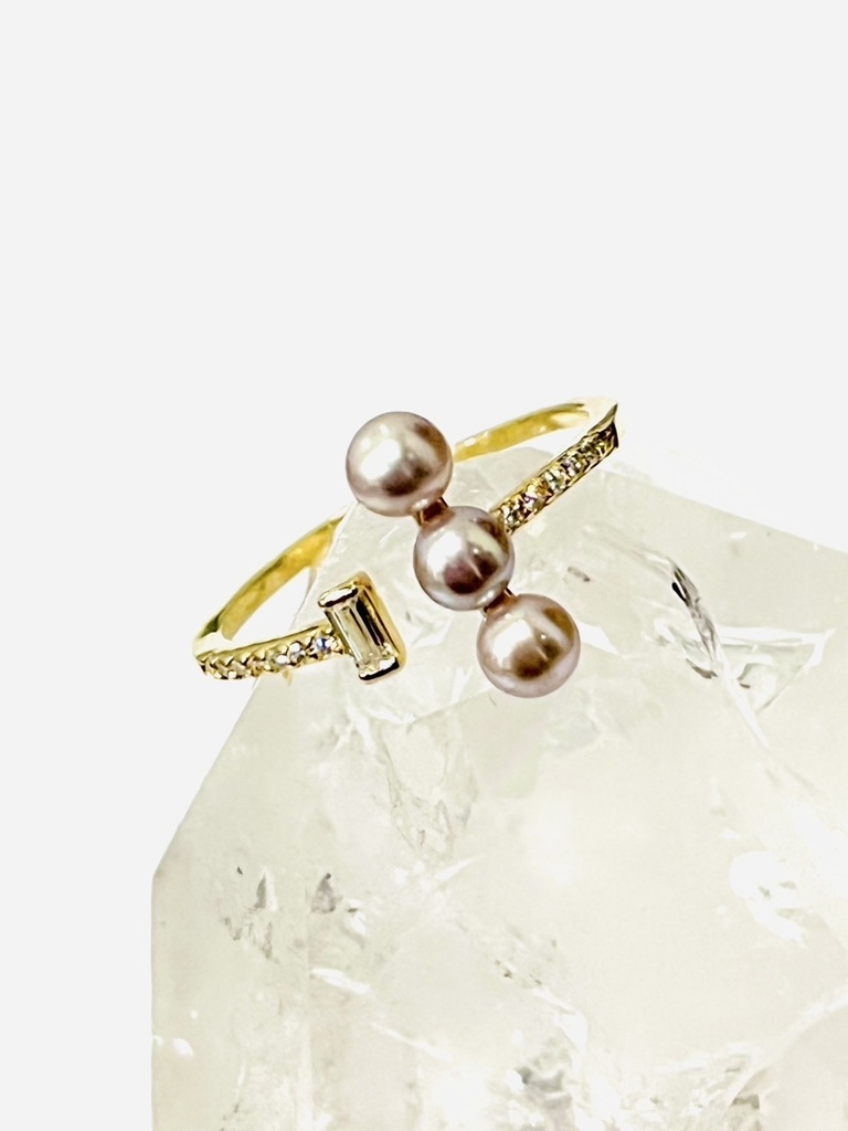 「natural pinkPerl &Moissanite：ring」