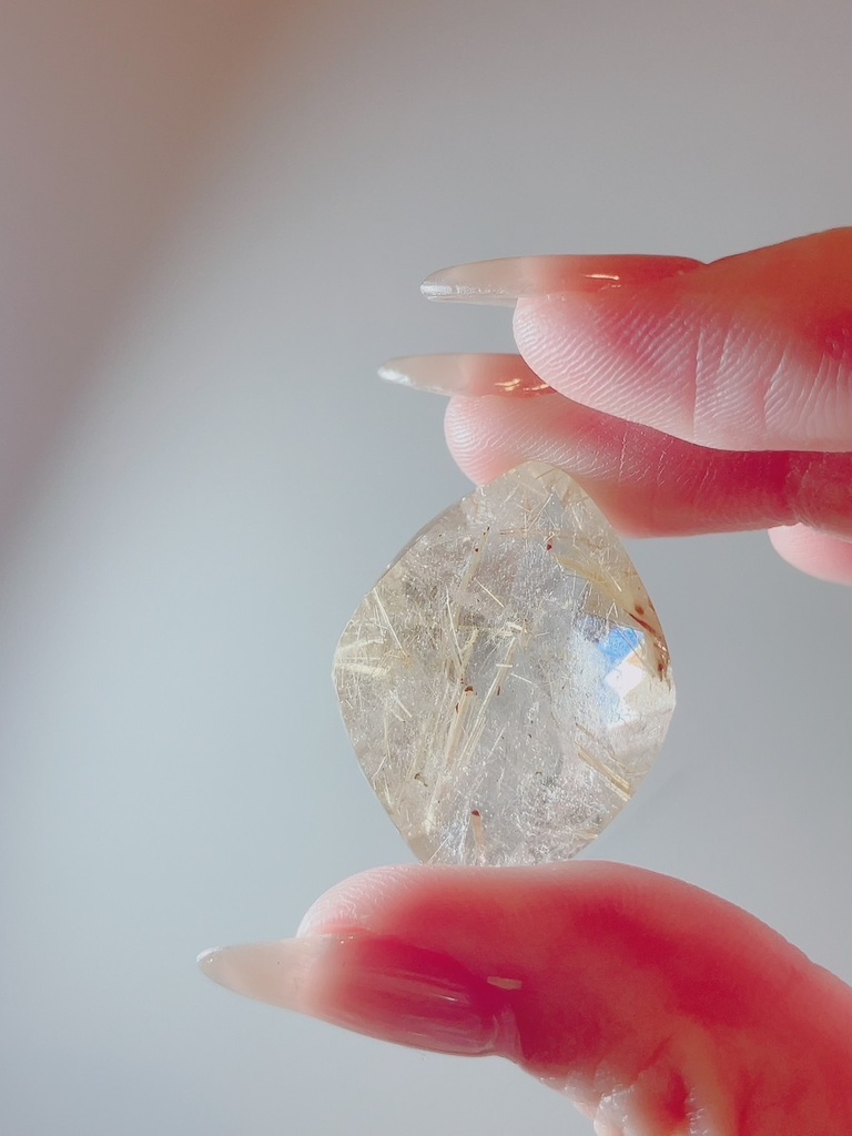 「gold rutile：Freeform」
