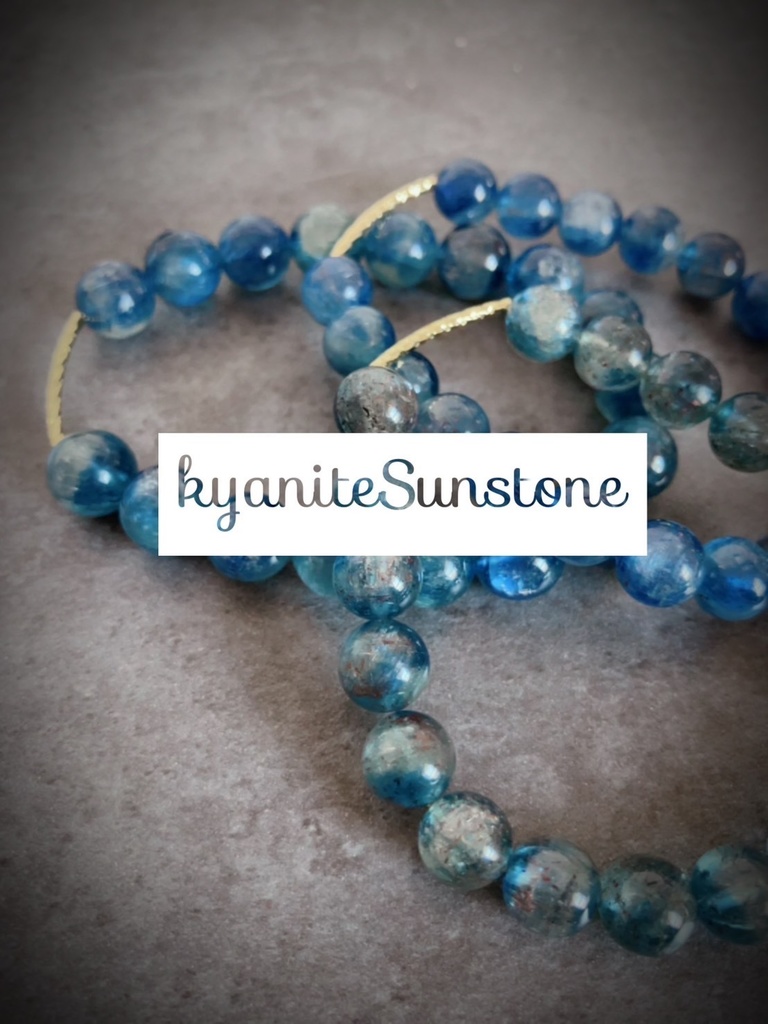 レア「Kyanite SUN stone☀️」