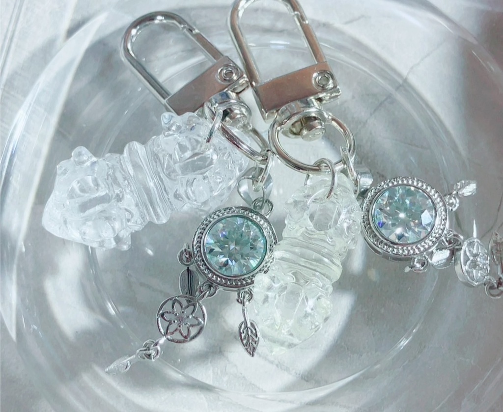 再入荷）希少/貴重「Vajra：手彫り/moissanite ✖️key charm」