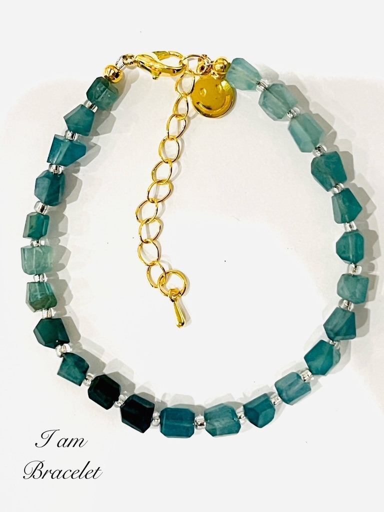 「Grandidierite：bracelet☺︎②」