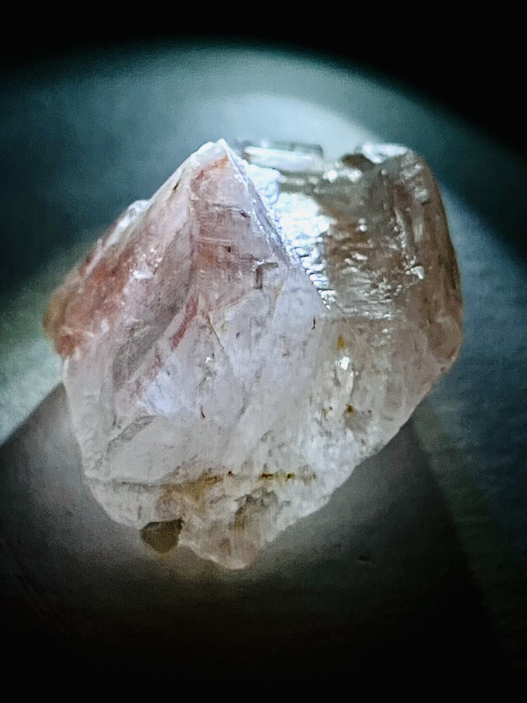 「master crystal:strawberry pink  Lemurian:Minas Gerais」