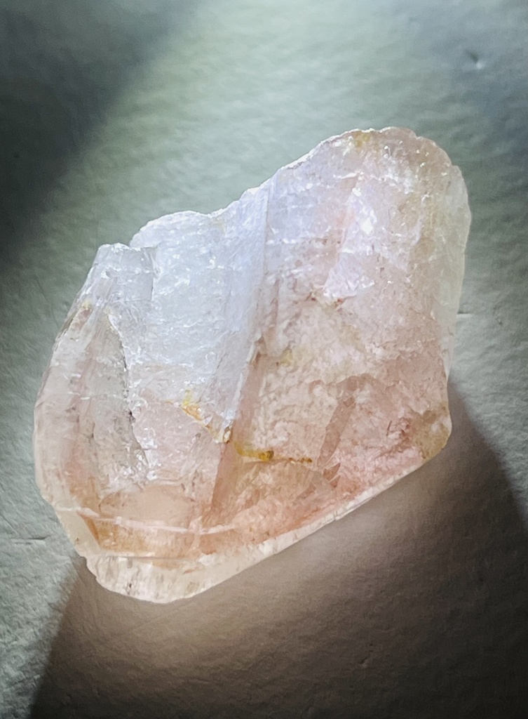 「master crystal:strawberry pink  Lemurian:Minas Gerais」