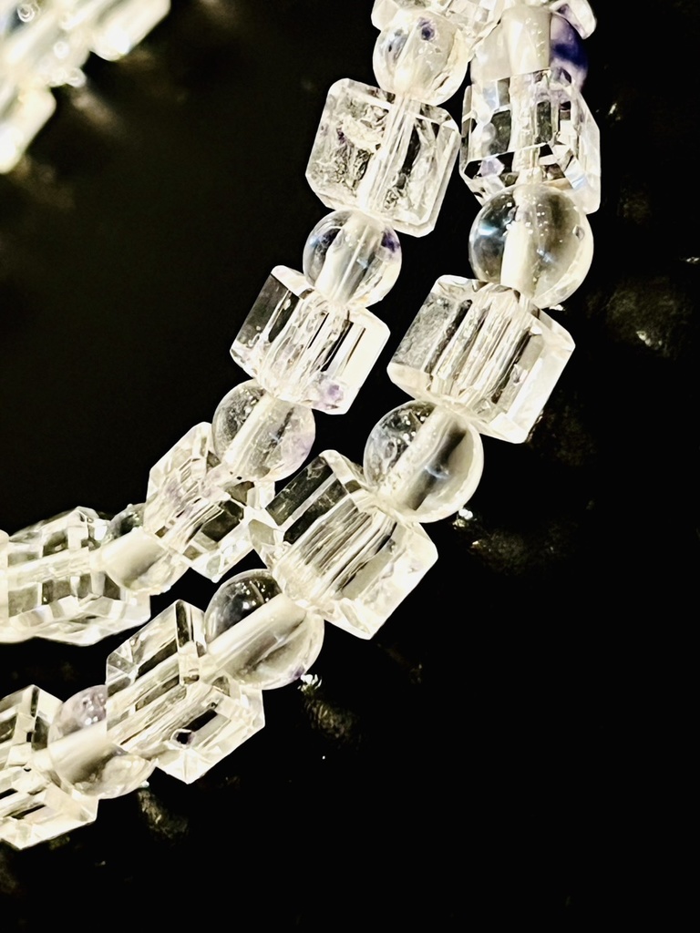 ⭐︎レア「FLUORITE IN QUARTZ」