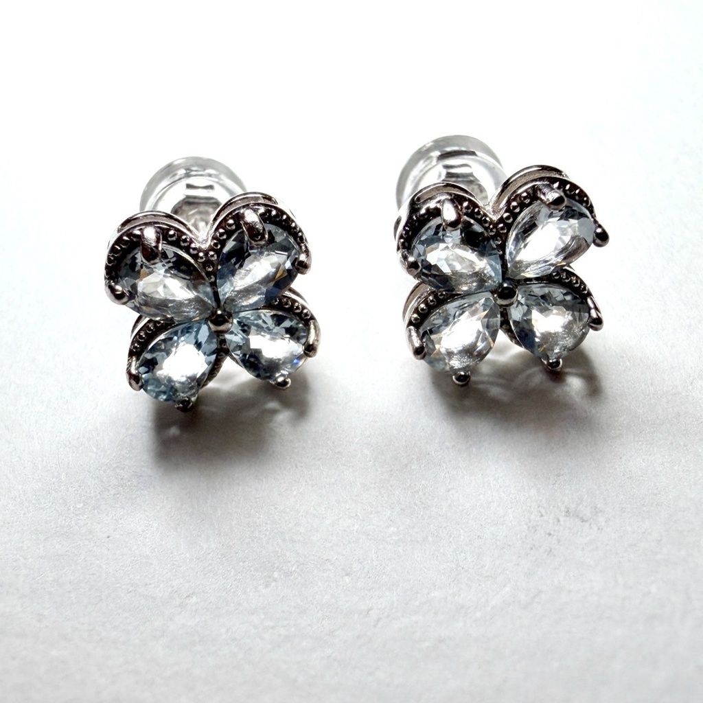（17）pierce：アクアマリン：20251224
