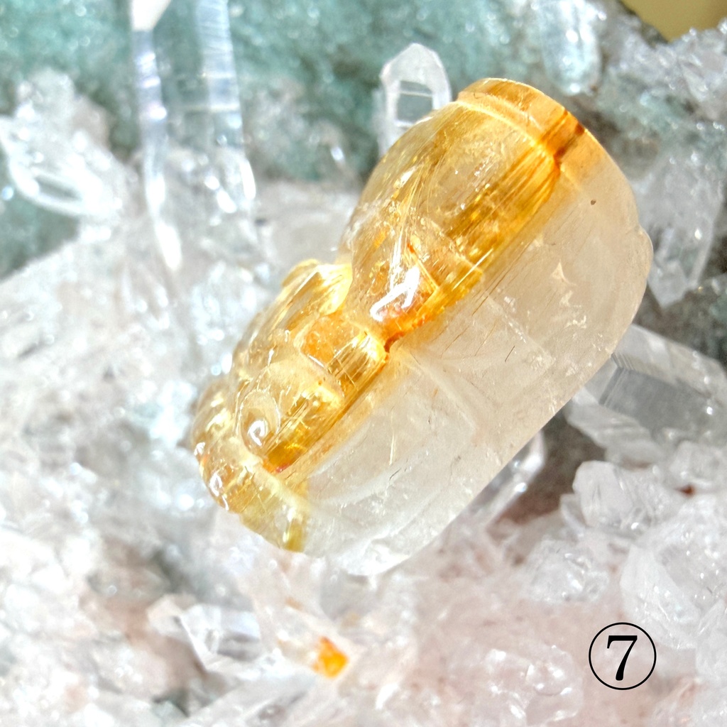 Titanium Rutile Quartz:貔貅さん:閉じ込めたら可愛かったので小瓶付き