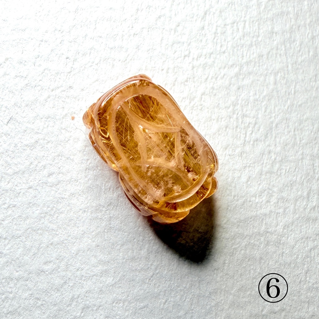 Titanium Rutile Quartz:貔貅さん:閉じ込めたら可愛かったので小瓶付き