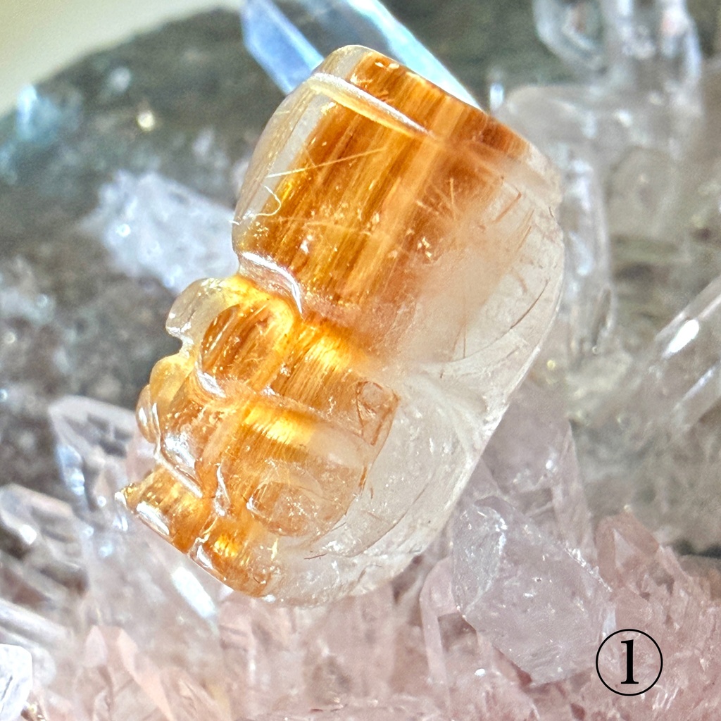 Titanium Rutile Quartz:貔貅さん:閉じ込めたら可愛かったので小瓶付き