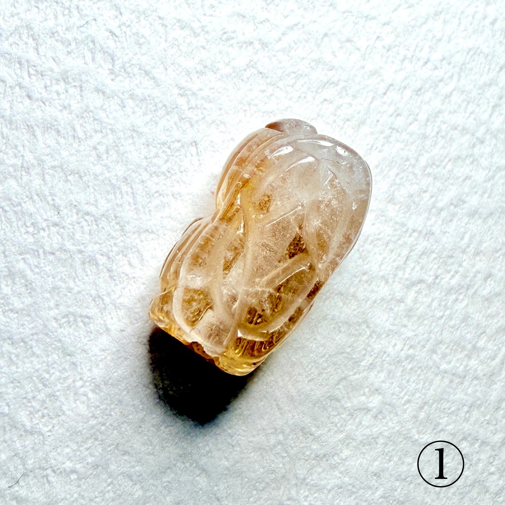 Titanium Rutile Quartz:貔貅さん:閉じ込めたら可愛かったので小瓶付き