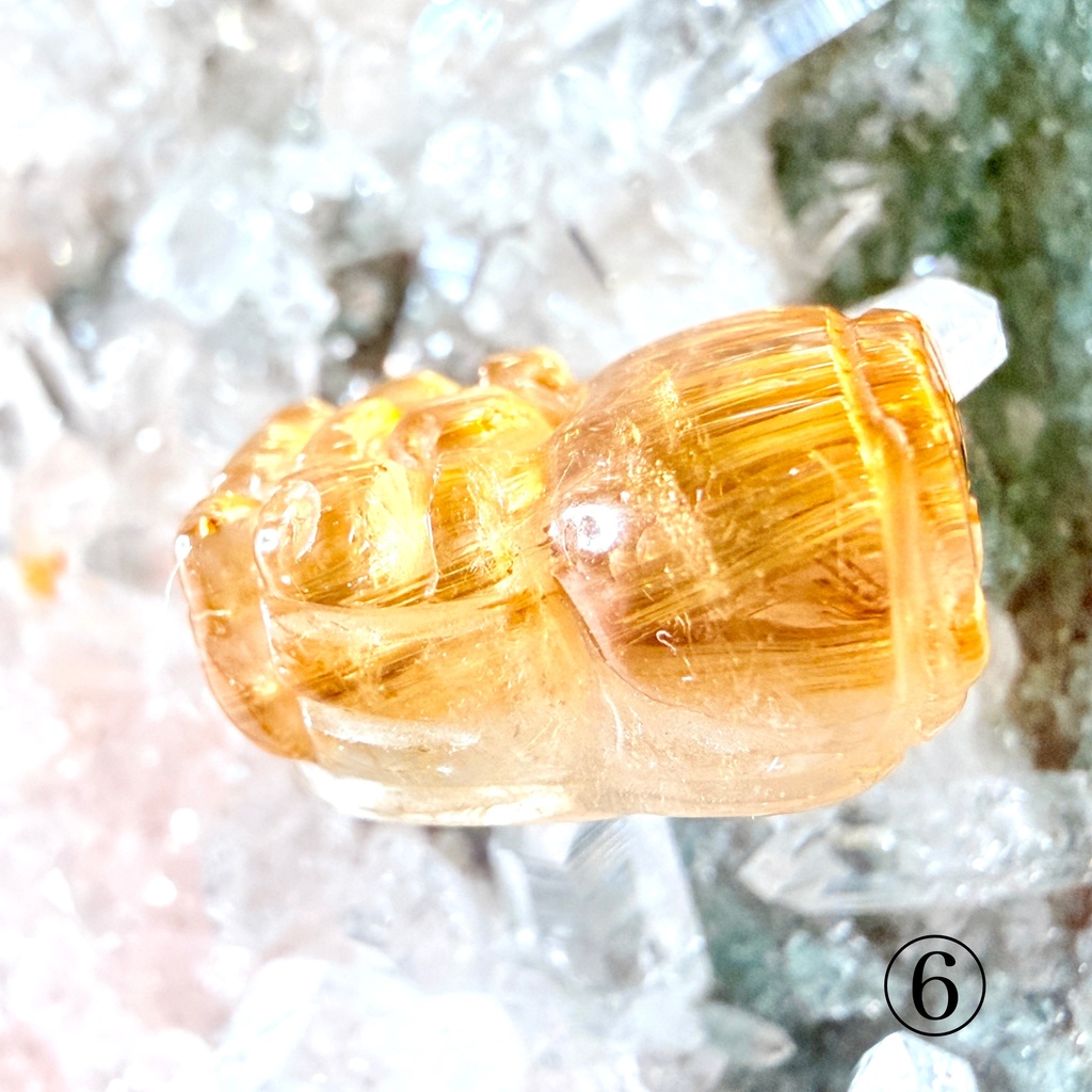 Titanium Rutile Quartz:貔貅さん:閉じ込めたら可愛かったので小瓶付き