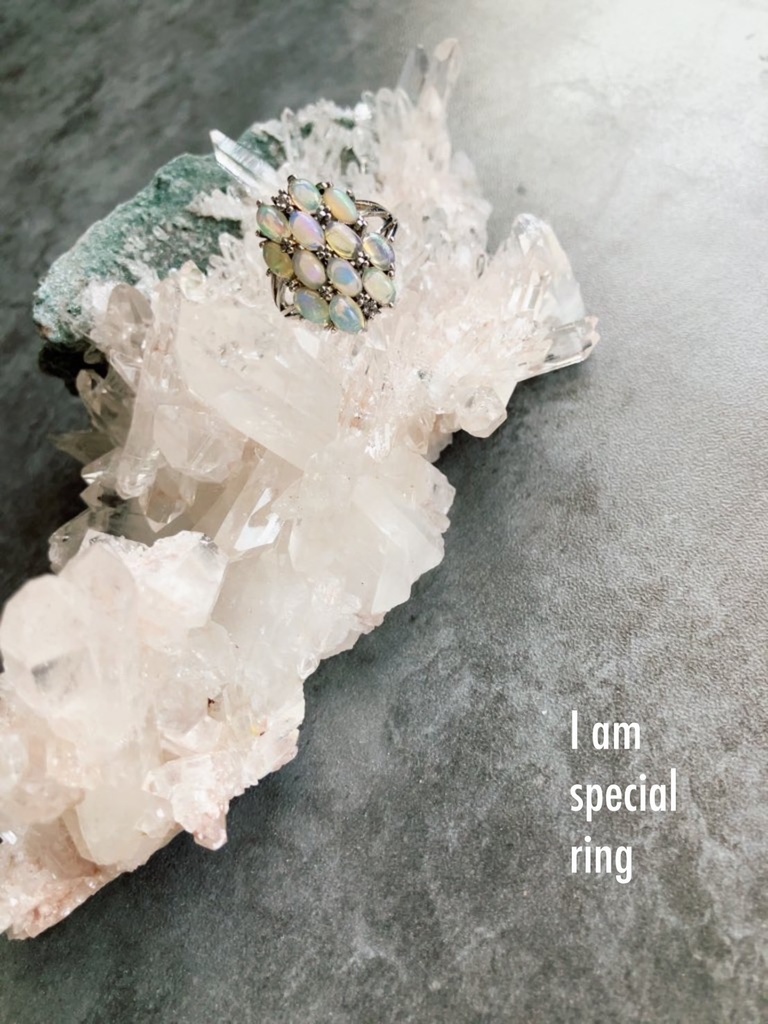 Special✳︎precious opal：ring