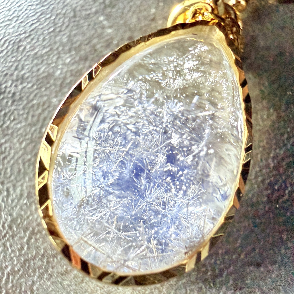 high quality✳︎ Dumortierite in Quartz:necklace