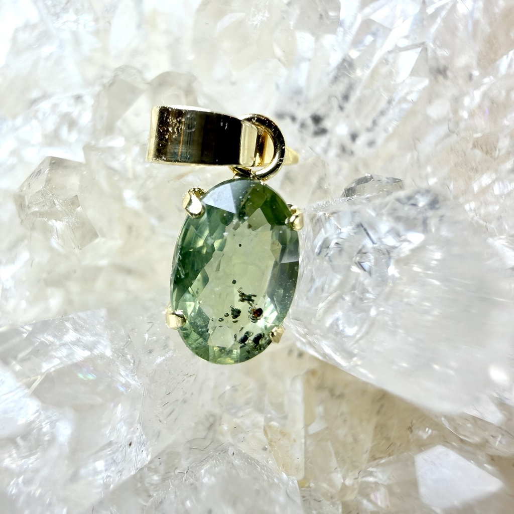 ✳︎Peacock Sapphire:Montana:18Kpendant