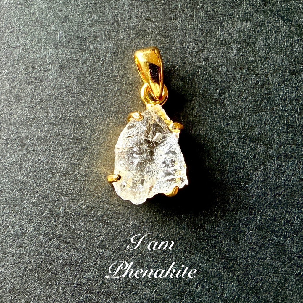 ✳︎希少🪽 Phenakite pendant：🇲🇬：英語鑑別付き
