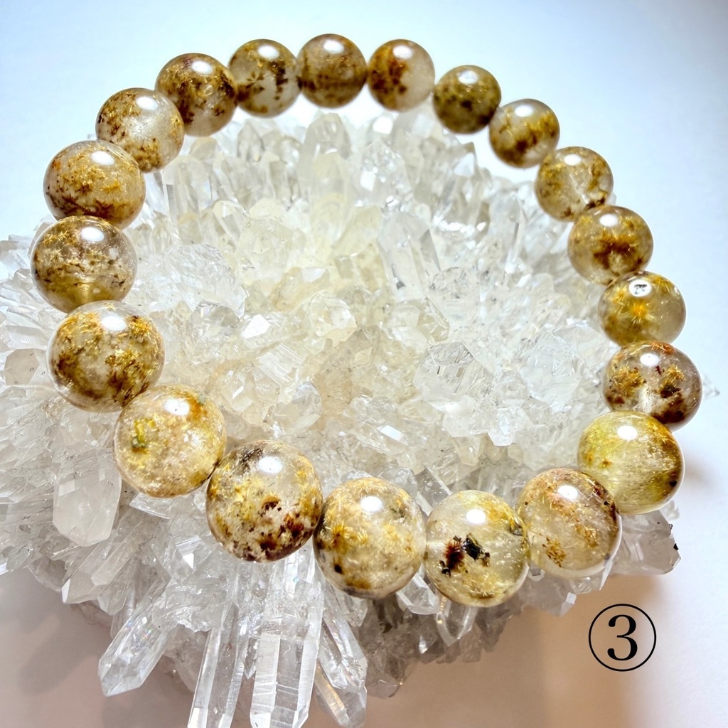 Flower rutile🌻パイライトはいってる。