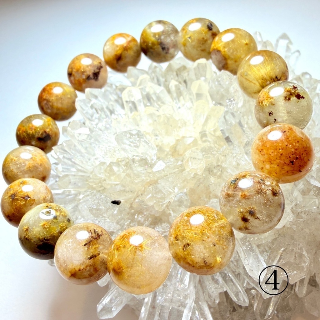 Flower rutile🌻パイライトはいってる。