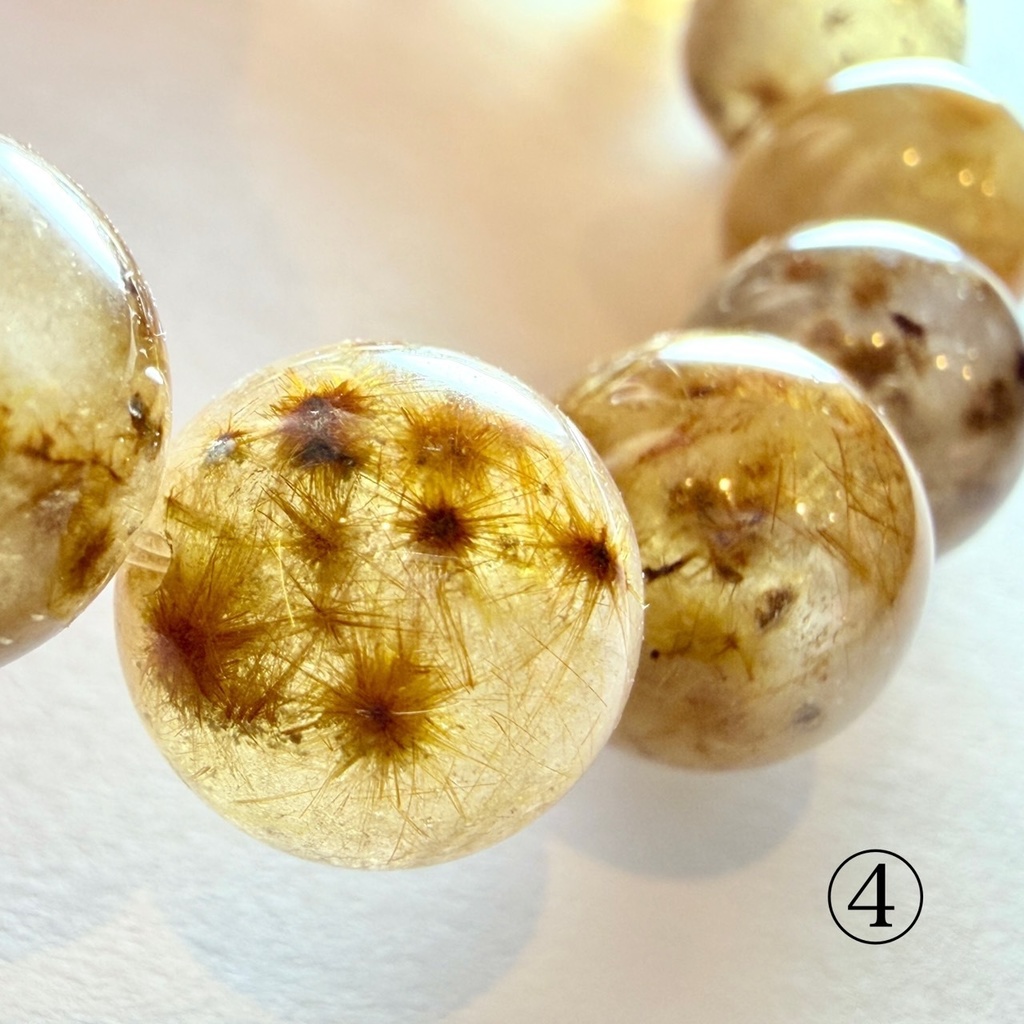 Flower rutile🌻パイライトはいってる。