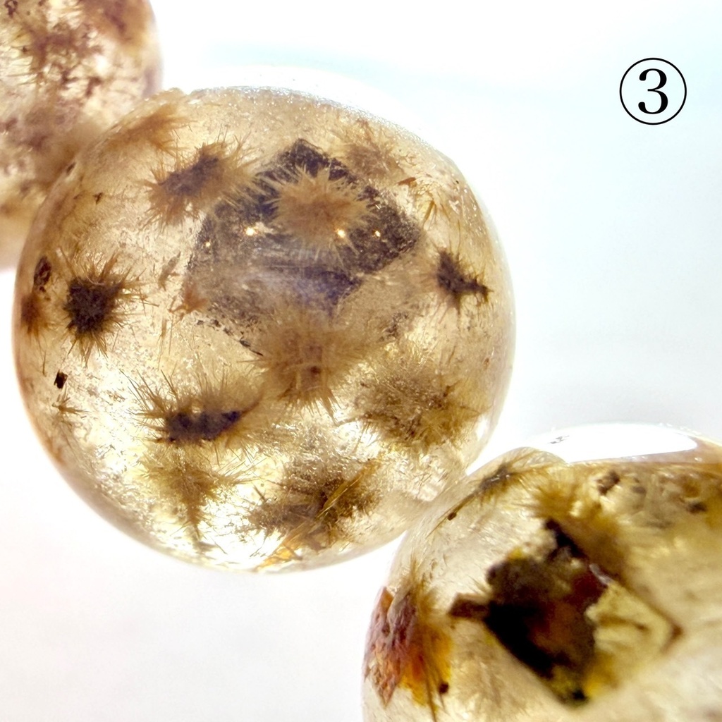 Flower rutile🌻パイライトはいってる。