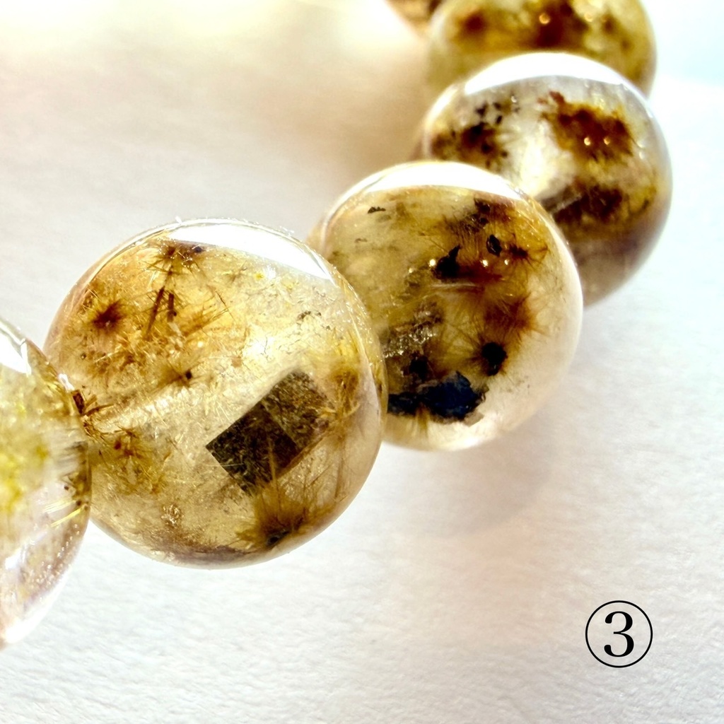 Flower rutile🌻パイライトはいってる。