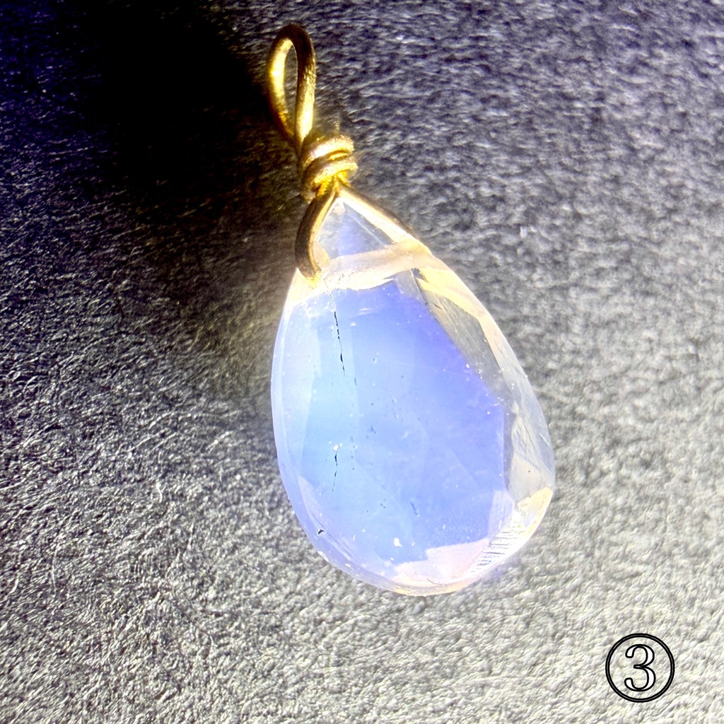 amulet:K18 pendant