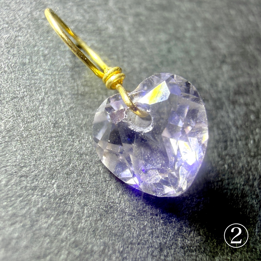 amulet:K18 pendant