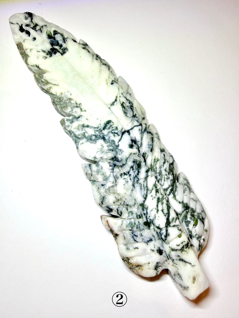 羽根:natural stone