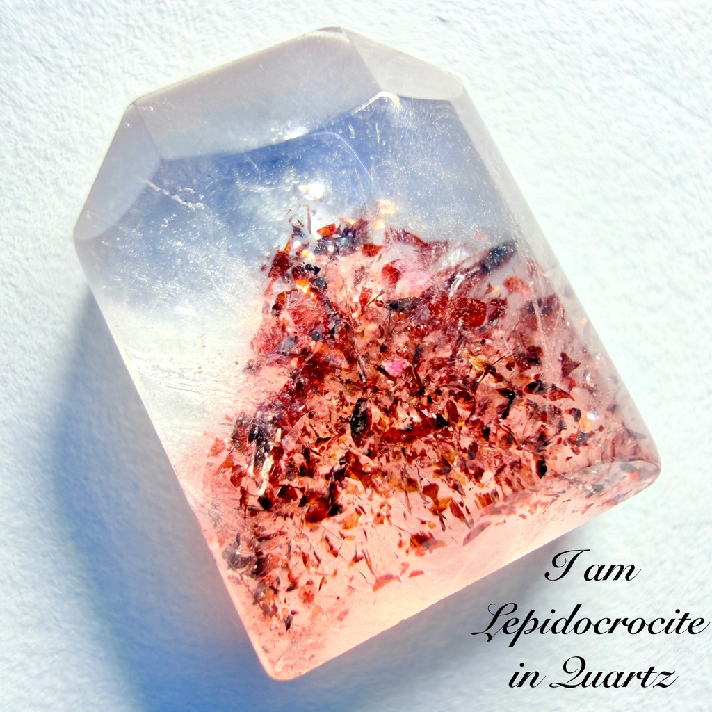 888赤富士：希少✳︎ Lepidocrocite in Quartz①