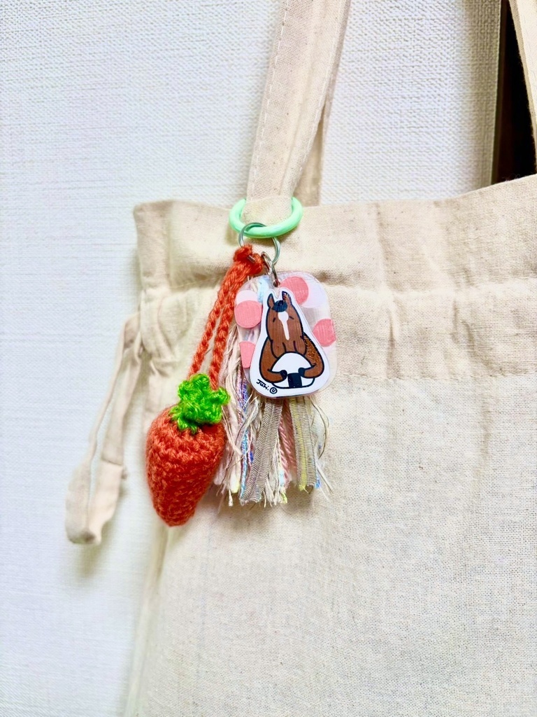 ハンドメイドバッグチャーム(にんじん)