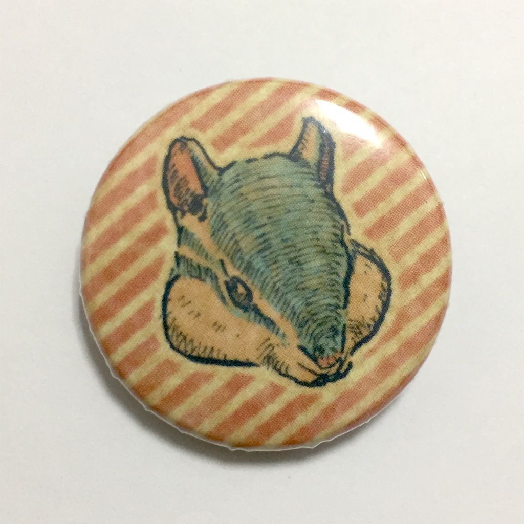 缶バッジ「リス」