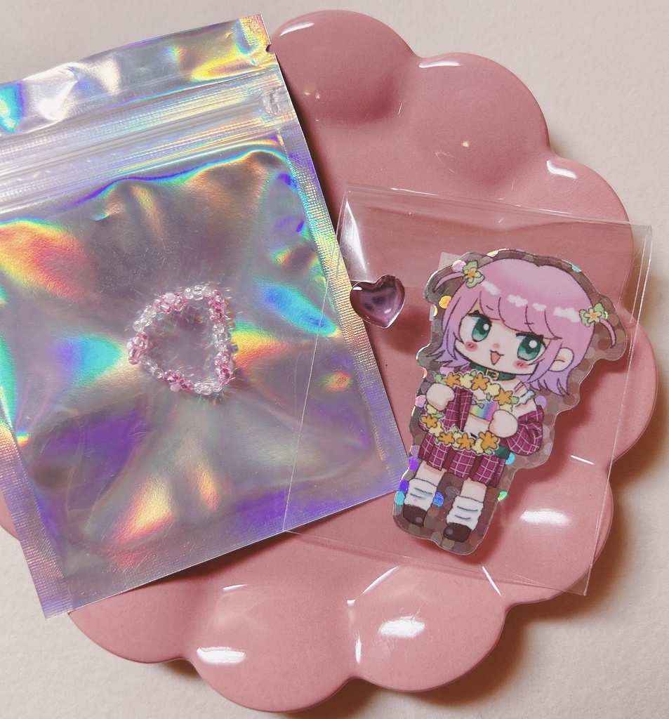 花かんむりのシールとビーズ🌸