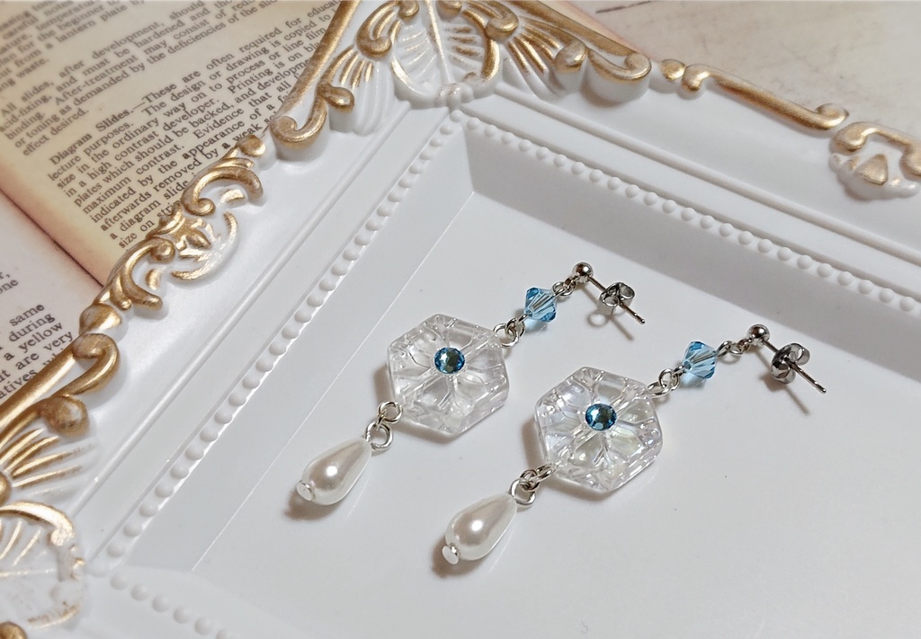 ソフィアのピアス