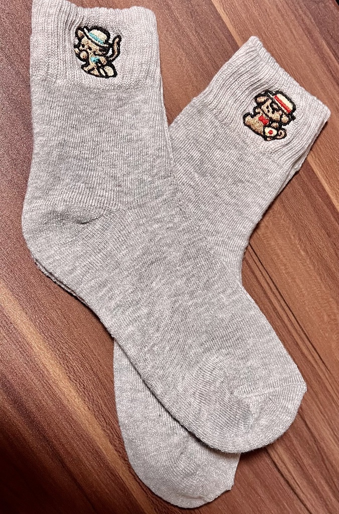 並木芽衣子刺繍靴下